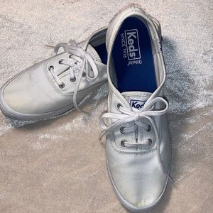 White Keds 7.5